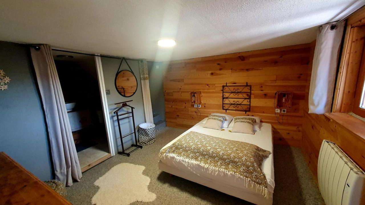 Chalet Les 3 Flocons Roure Exterior foto